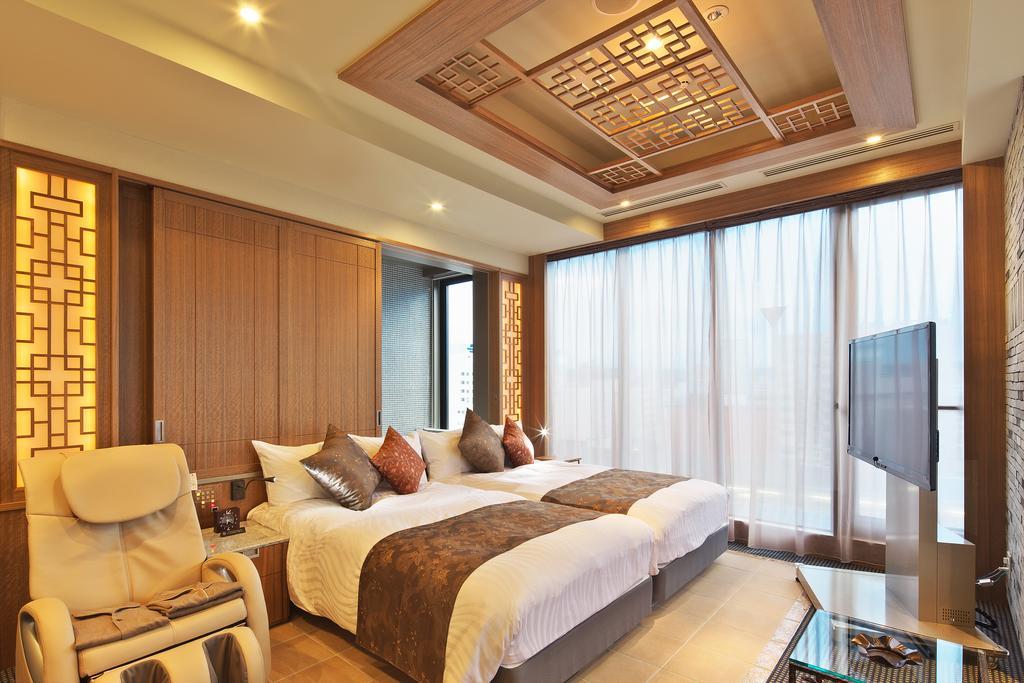 Hotel Coco Grand Такасаки Екстериор снимка