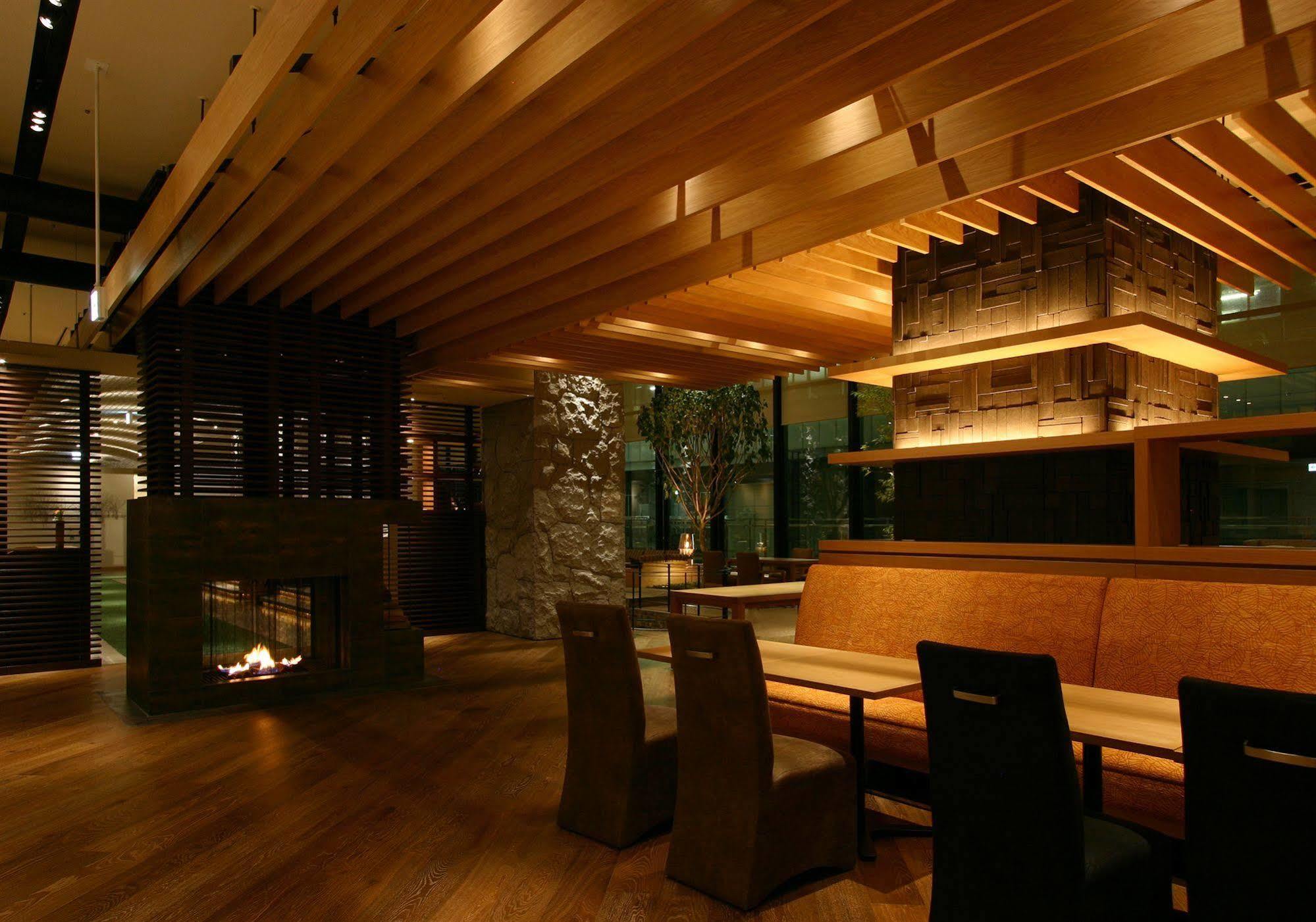 Hotel Coco Grand Такасаки Екстериор снимка