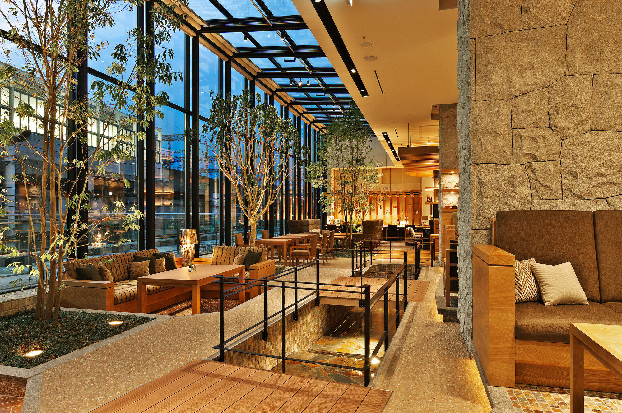 Hotel Coco Grand Такасаки Екстериор снимка